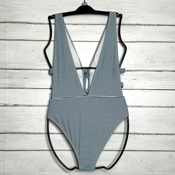 Cupshe Plunging Tie Front One Piece Striped Swimsuit Size Medium - Picture 2 of 9